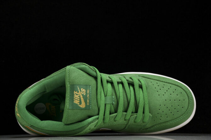 Nike SB Dunk Low Pro St. Patrick's Day BQ6817-303 - Image 6