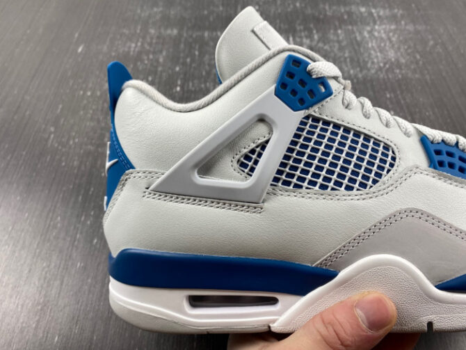 Air Jordan 4 "Military Blue" FV5029-141 - Image 4