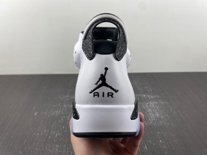 Jordan 6 Retro Reverse Oreo CT8529-112 - Image 4