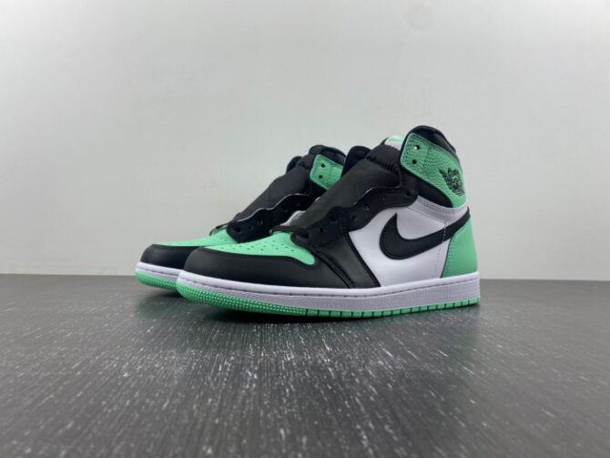 Air Jordan 1 High OG “Green Glow” DZ5485-130 - Image 4