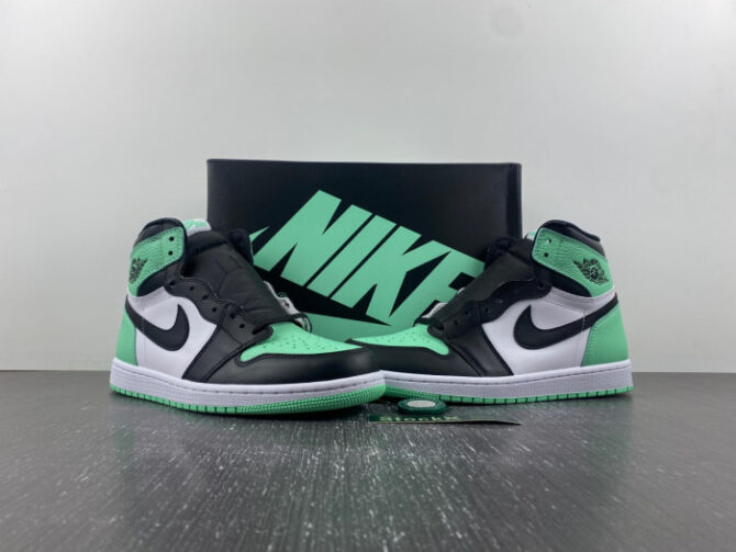 Air Jordan 1 High OG “Green Glow” DZ5485-130 - Image 5