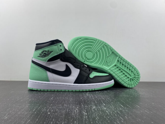 Air Jordan 1 High OG “Green Glow” DZ5485-130 - Image 7