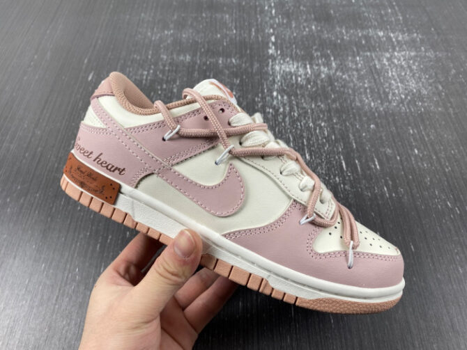 Nike SB Dunk Low Vintage Sweetheart pink DD1503-118 - Image 3