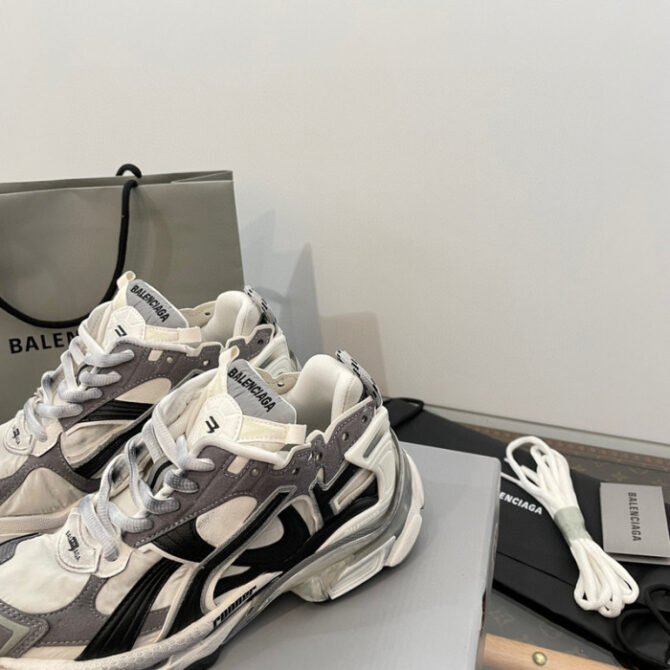 Balenciaga Runner - Image 2