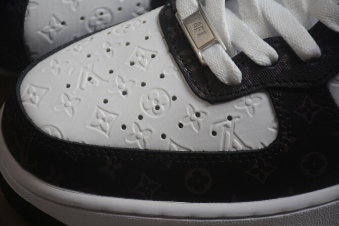 LV&Air Force Mid - Image 5