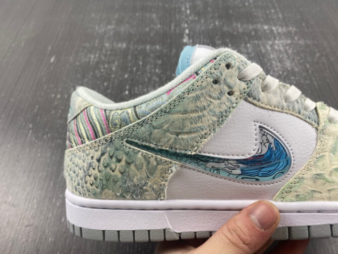 Nike Dunk Low Year of the Dragon - Image 9