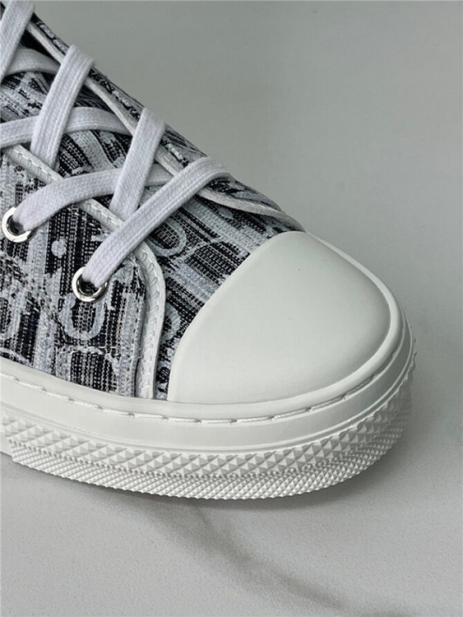 DIOR B23 Oblique Sneaker - Image 6