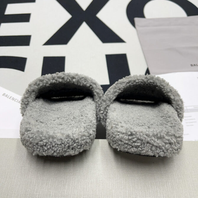 Balenciaga Furry Slide - Image 5