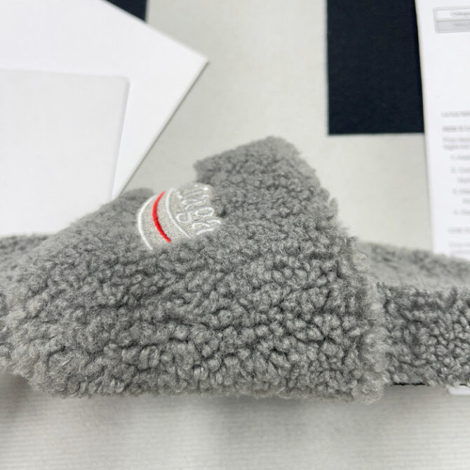 Balenciaga Furry Slide - Image 6