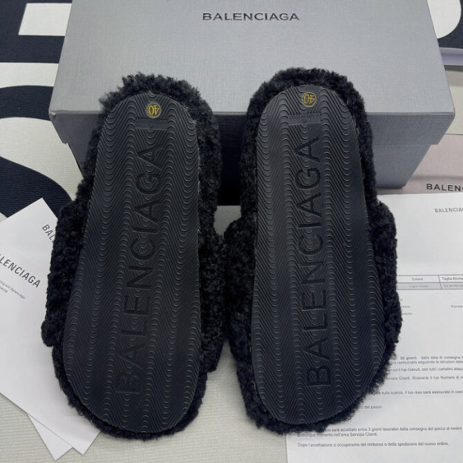 Balenciaga Furry Slide - Image 7