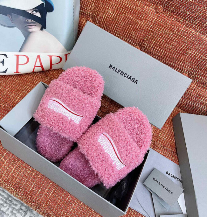 Balenciaga Furry Slide - Image 5