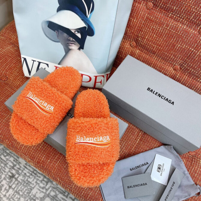 Balenciaga Furry Slide - Image 5