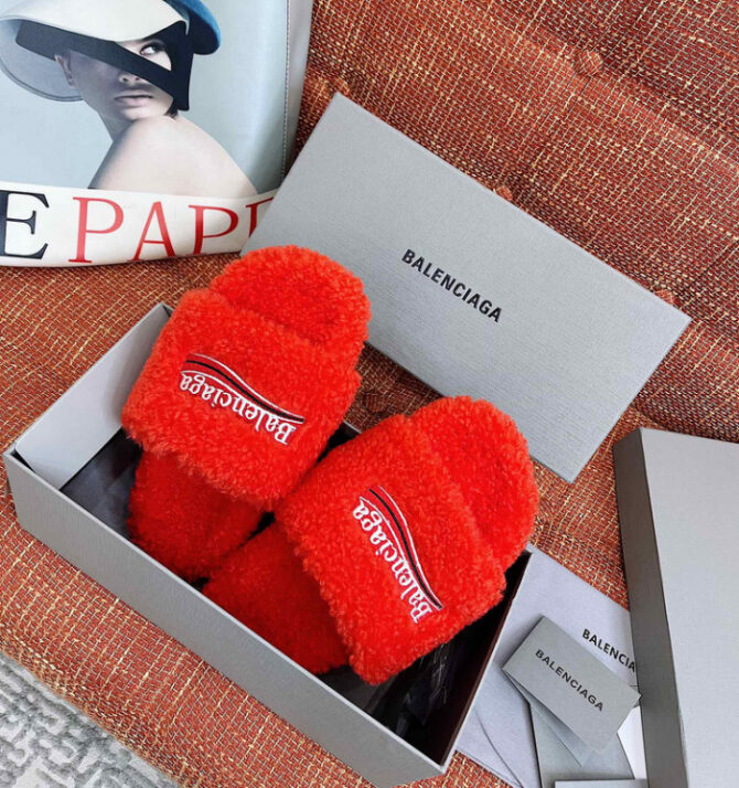 Balenciaga Furry Slide - Image 8