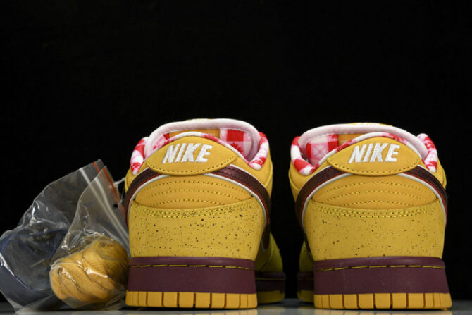 Nike SB Dunk Low Yellow Lobster 313170-137566 - Image 8