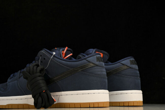 Nike SB Dunk Low Navy Black Gum CW7463-401 - Image 3