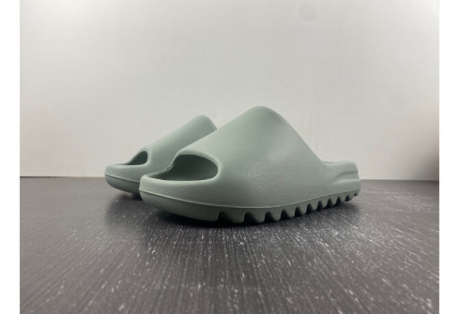 adidas Yeezy Slide Salt ID5480