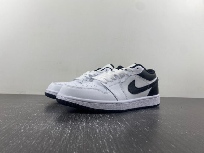 Air Jordan 1 Low white and black 553558-132 - Image 2