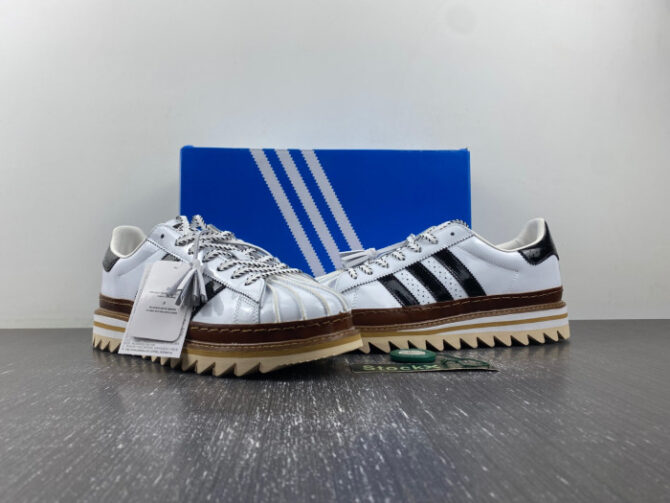 CLOT x adidas Sneaker - Image 4