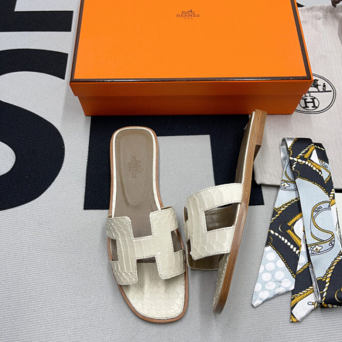 HERMES SLIDE