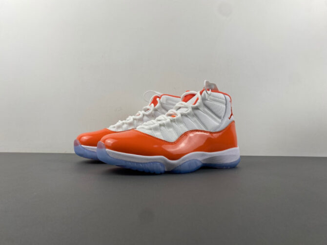 JORDAN 11 RETRO ORANGE 378037- 002