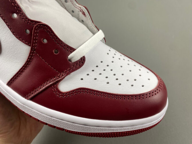 Jordan 1 Retro High OG Team Red DZ5485-160 - Image 8