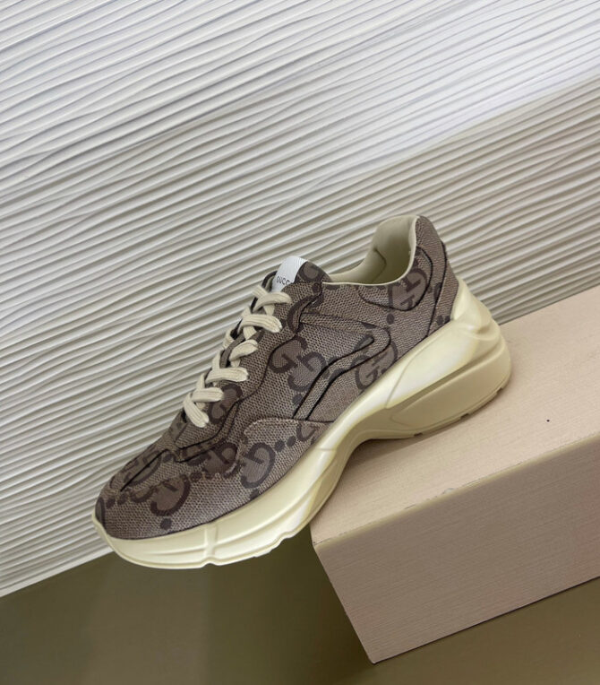 GUCCI Trainer Sneaker - Image 8