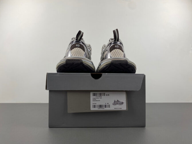 Balenciaga 3XL Sneaker - Image 3