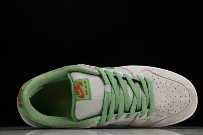 Nike SB Dunk Low Medusa 313170-030 - Image 5