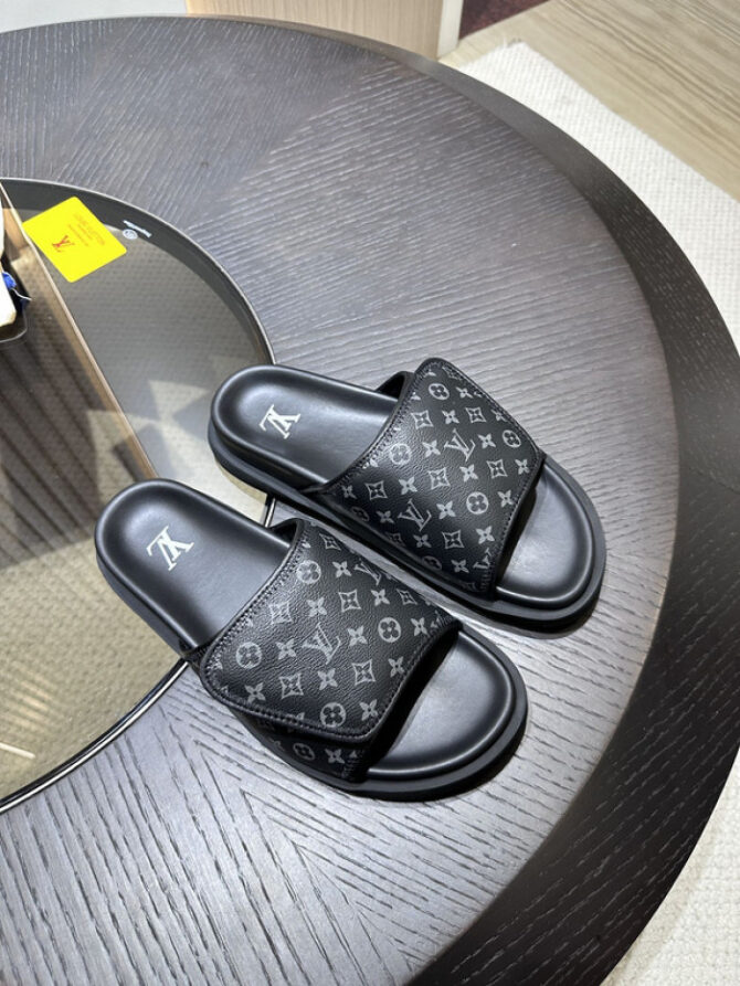 LV SLIDES - Image 10