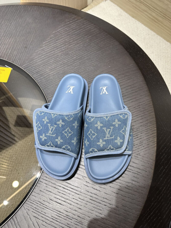 LV SLIDES - Image 4