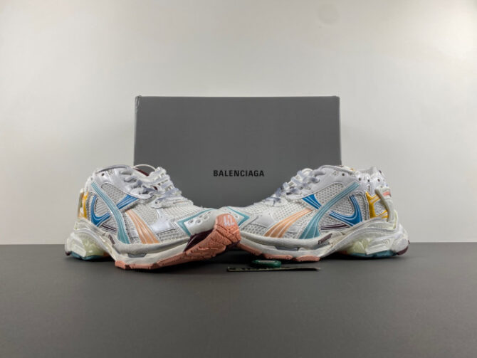 Balenciaga Runner - Image 7