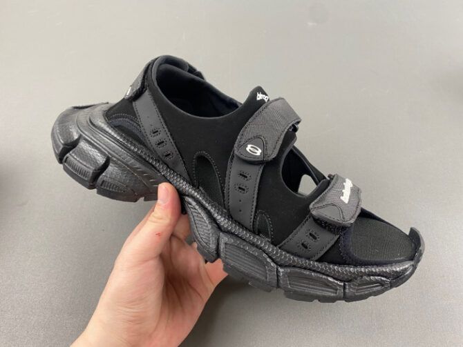 Balenciaga 3XL Sandals - Image 2