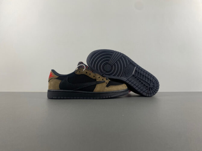 JORDAN 1 RETRO LOW OG SP TRAVIS SCOTT Brown DM7866-202 - Image 5