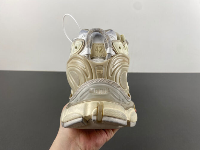 Balenciaga Runner - Image 4