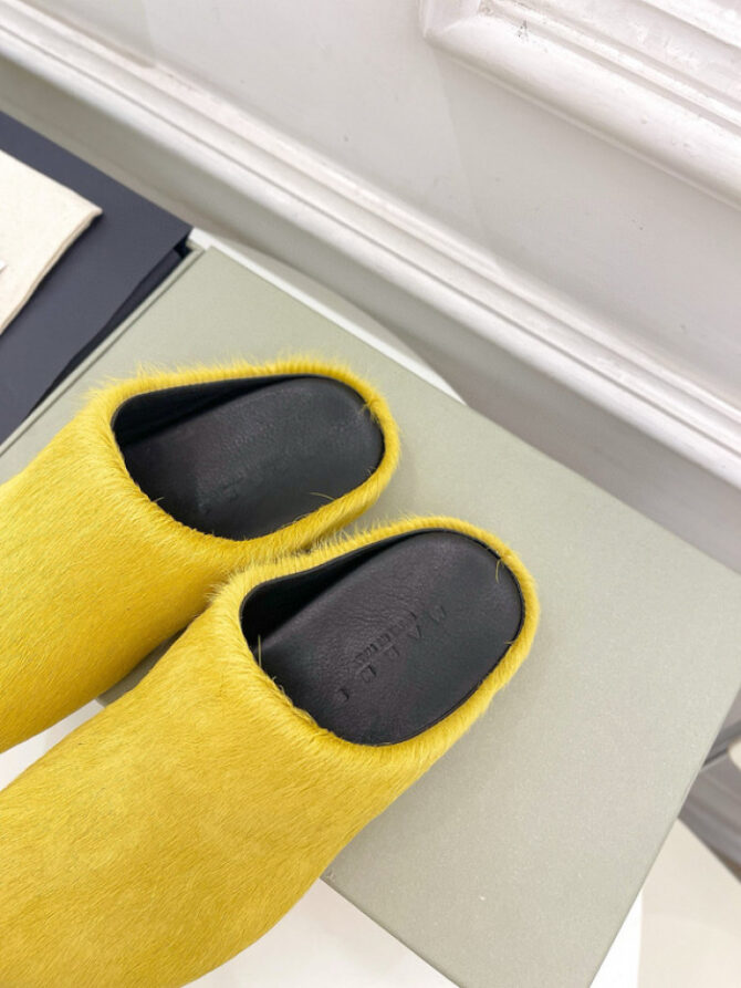 MARNI CALF HAIR SLIPPERS - Image 9