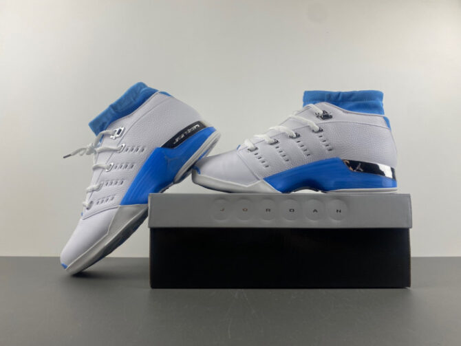 Jordan 17 Retro Low SP University Blue (2024) - Image 5