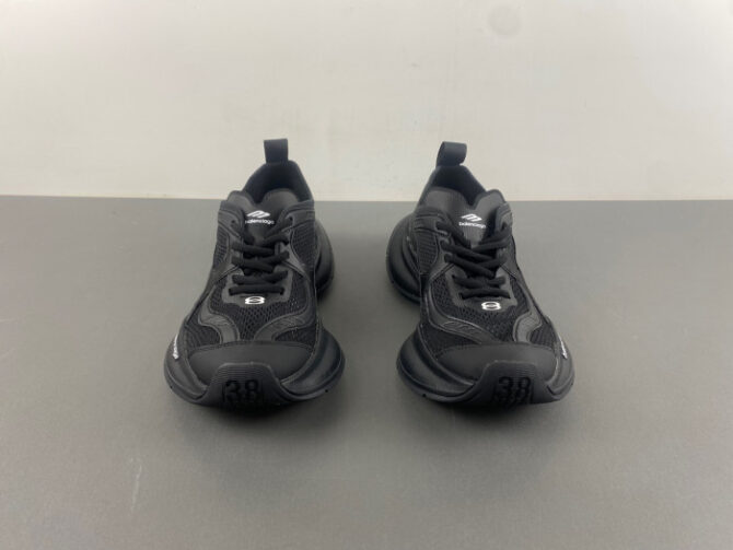 Balenciaga Runner - Image 3