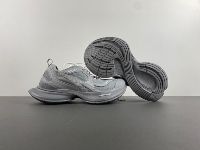 Balenciaga Runner - Image 7