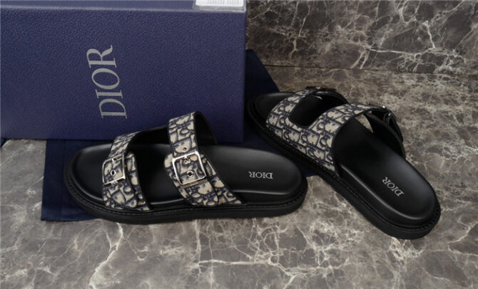 Dior Aqua Sandal - Image 5