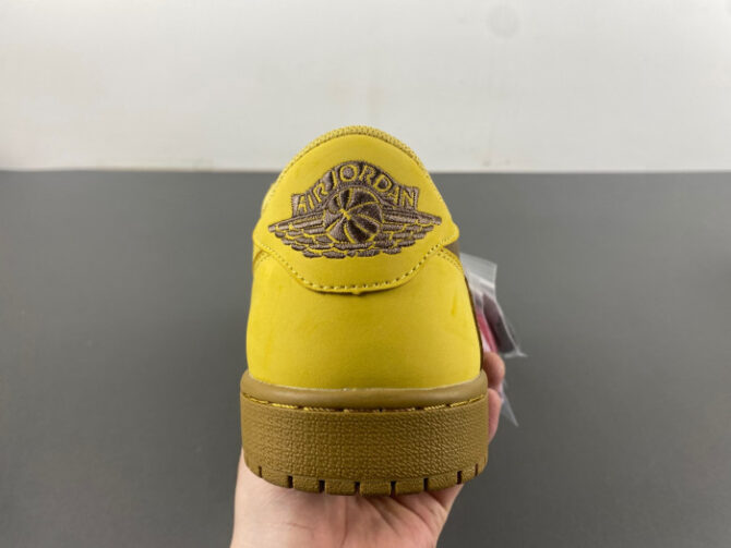 JORDAN 1 RETRO LOW OG SP TRAVIS SCOTT DM7866-665 - Image 4