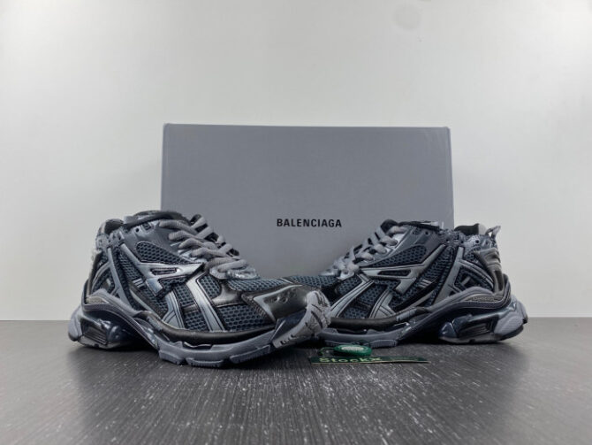 Balenciaga Runner - Image 4