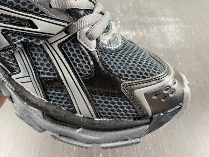 Balenciaga Runner - Image 9