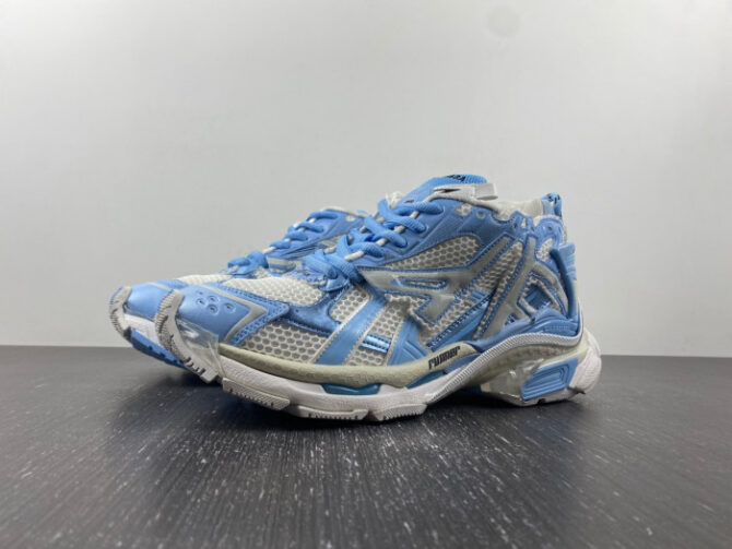 Balenciaga Runner