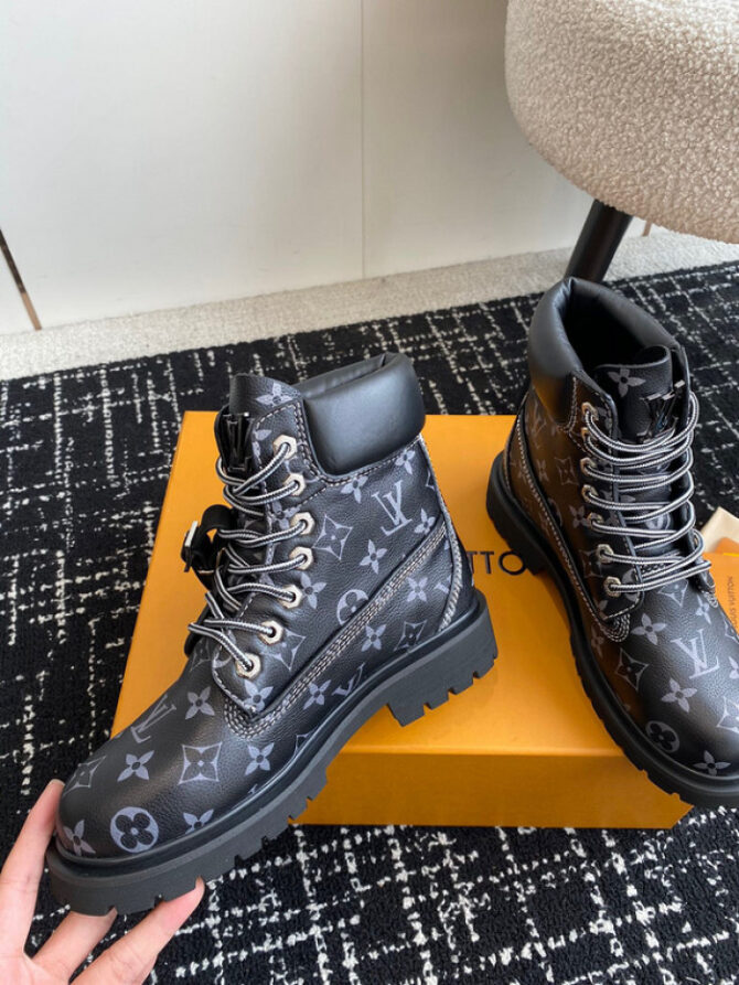 LV BOOTS - Image 8