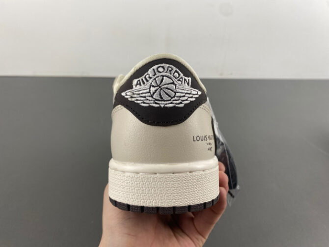 JORDAN 1 RETRO LOW OG SP TRAVIS SCOTT LX1988-100 - Image 5