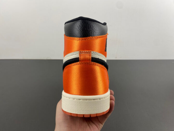 Air Jordan 1 Satin “Shattered Backboard” AV3725-010 - Image 6