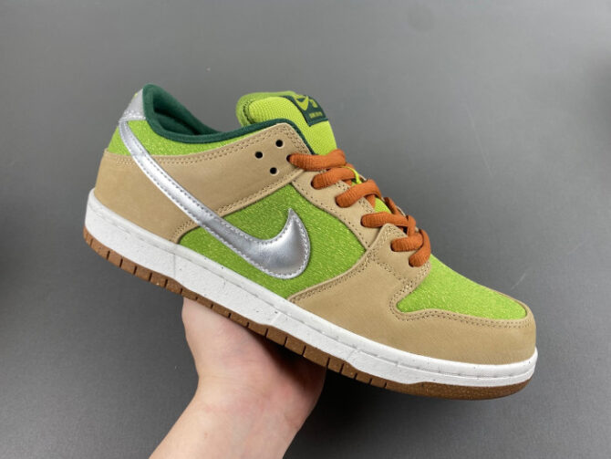 Nike SB Dunk Low “Escargot” FQ7585-200 - Image 7