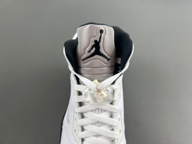 Jordan 5 Retro "White and Black" DD0587-110 - Image 4