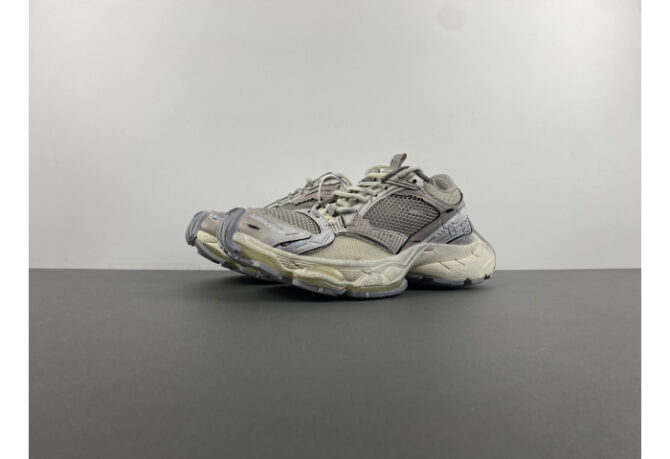 Balenciaga Runner - Image 10