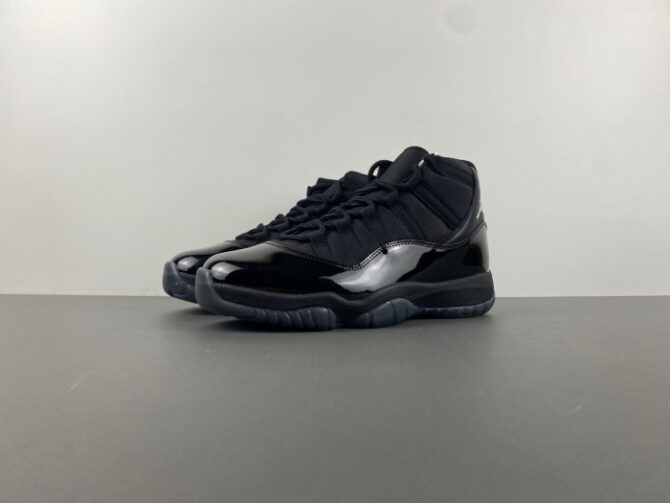 Air Jordan 11 Retro black 378037-006